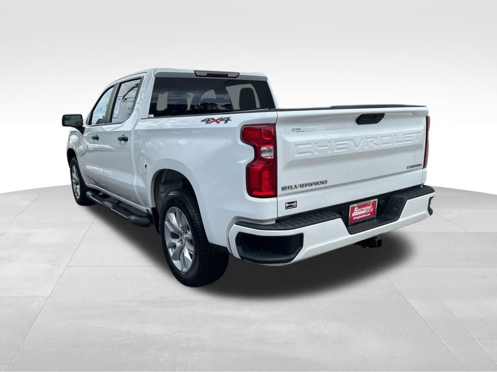 Used 2019 Chevrolet Silverado 1500 Custom w/ Custom Value Package AWD/4WD image 5