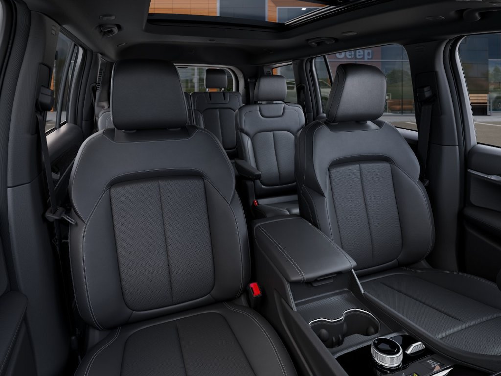 New 2026 Jeep Grand Cherokee L Limited AWD/4WD image 17