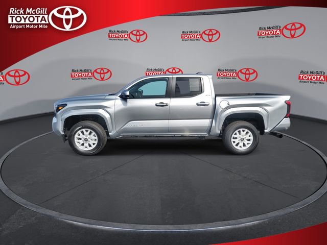 Certified 2024 Toyota Tacoma SR5 AWD/4WD image 5