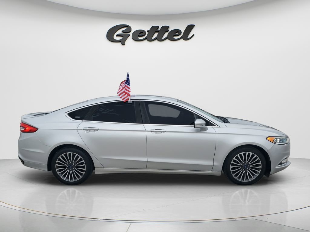 Used 2018 Ford Fusion Titanium image 3