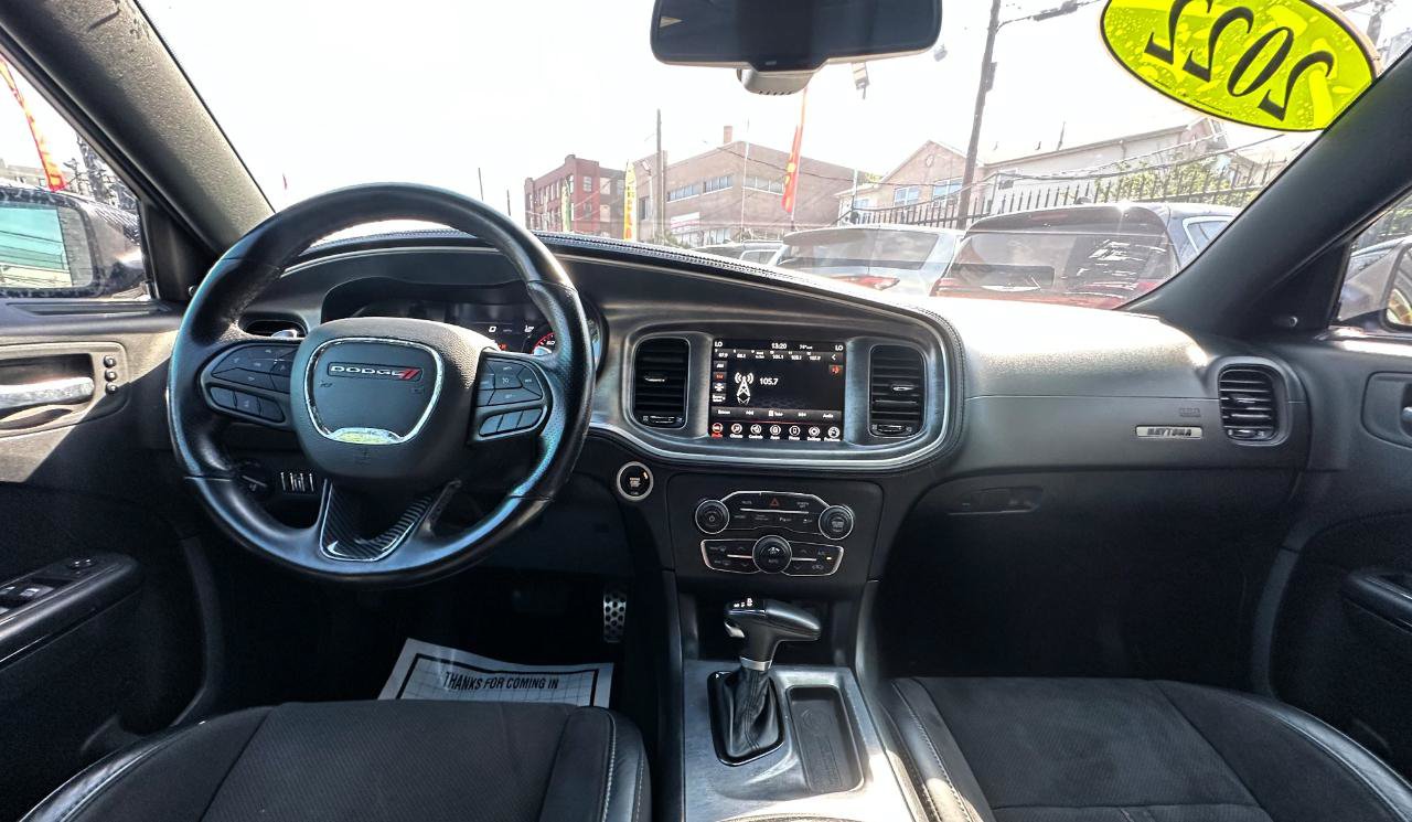 Used 2022 Dodge Charger R/T w/ Daytona Edition Group RWD image 9