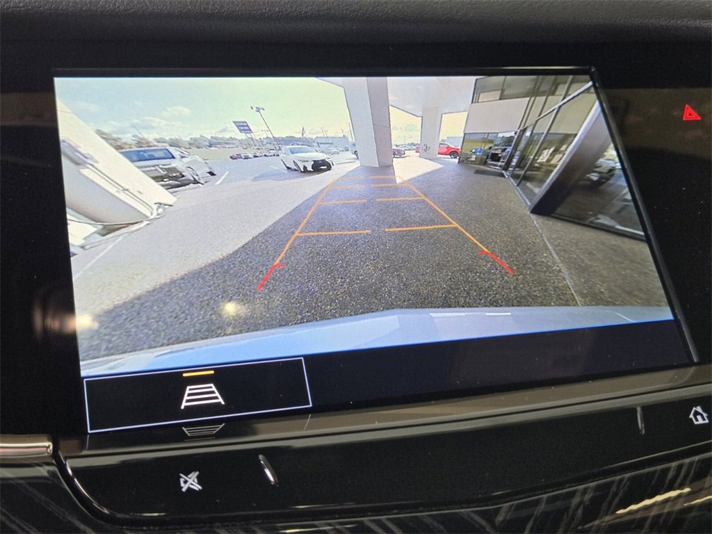 Used 2025 Cadillac XT6 Premium Luxury image 30