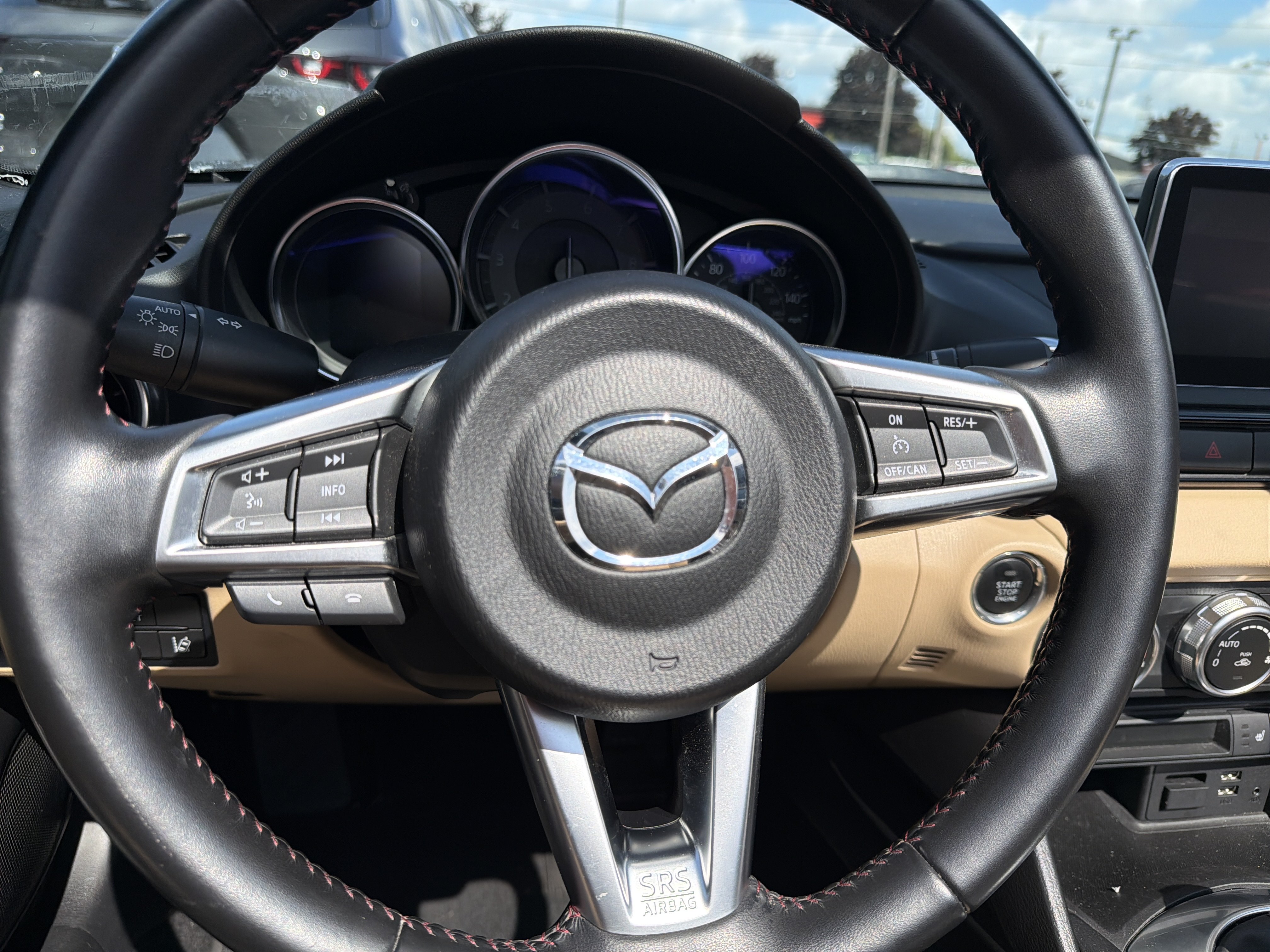Used 2016 MAZDA MX-5 Miata Grand Touring RWD image 16