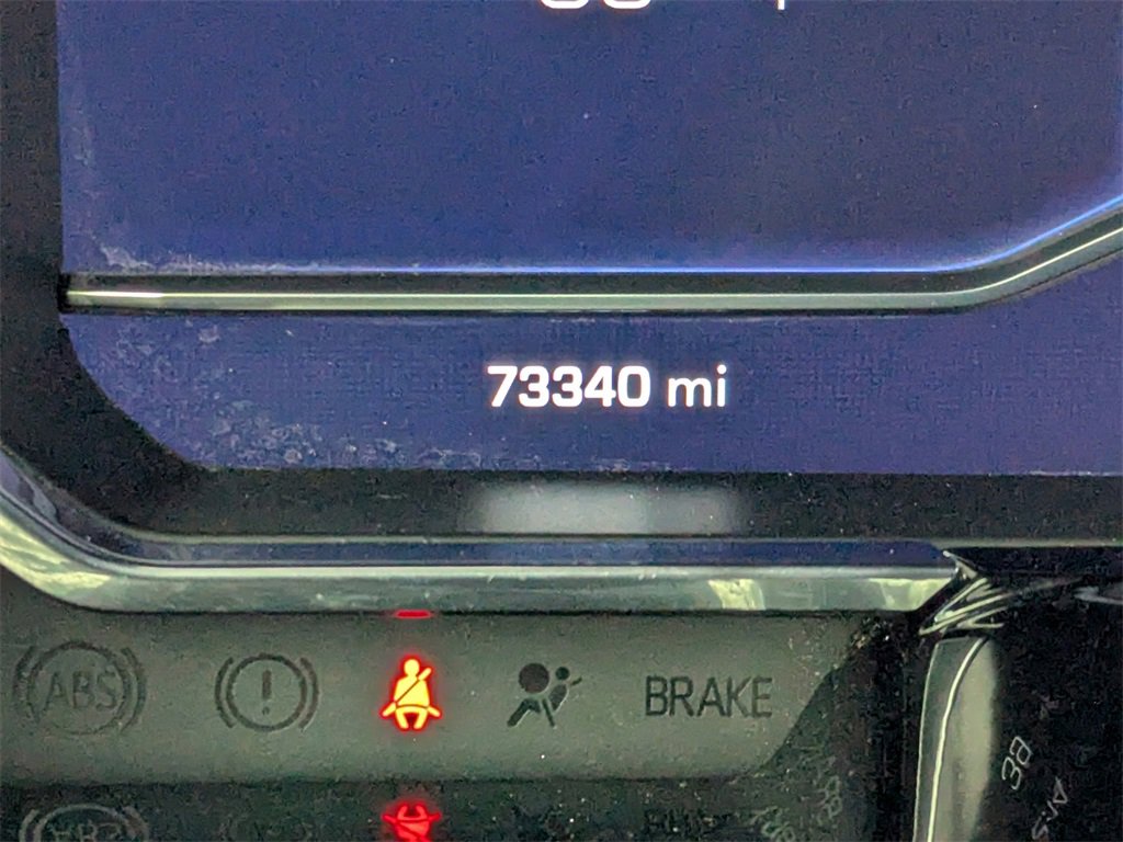 Used 2023 Chevrolet Silverado 1500 LT w/ Z71 Off-Road Package image 2