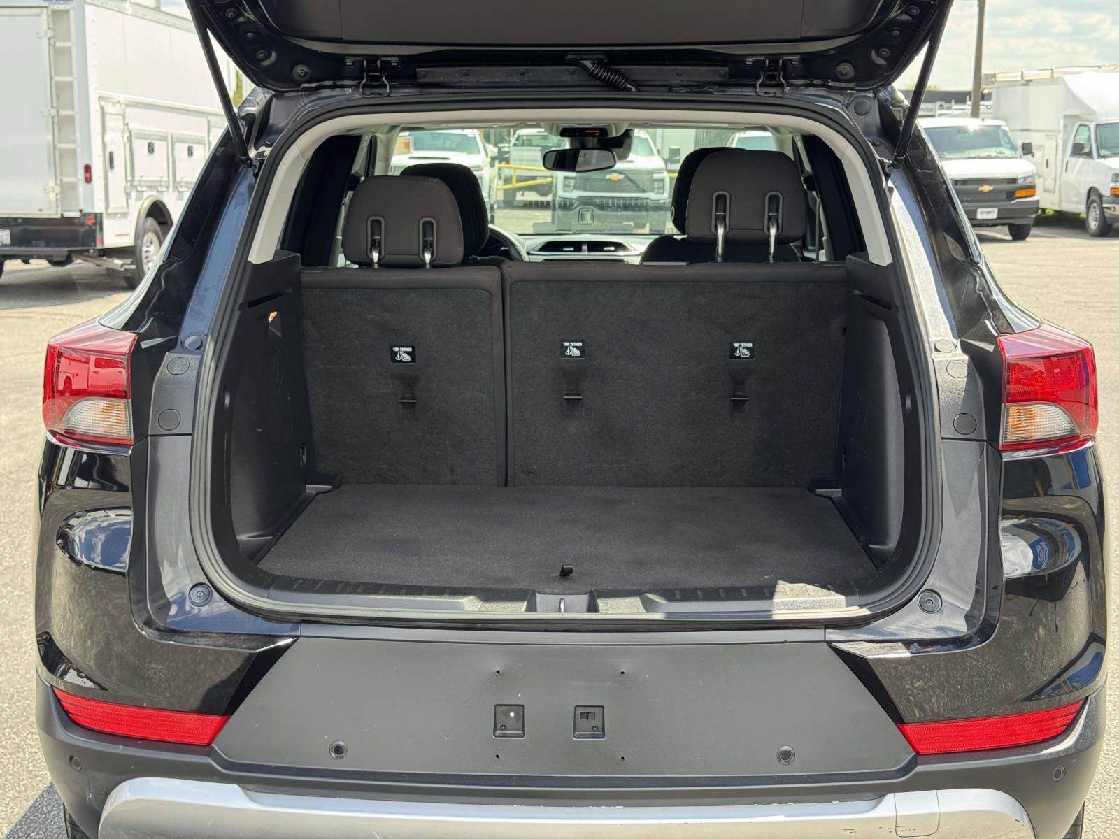 Used 2021 Chevrolet TrailBlazer LT w/ Convenience Package AWD/4WD image 17