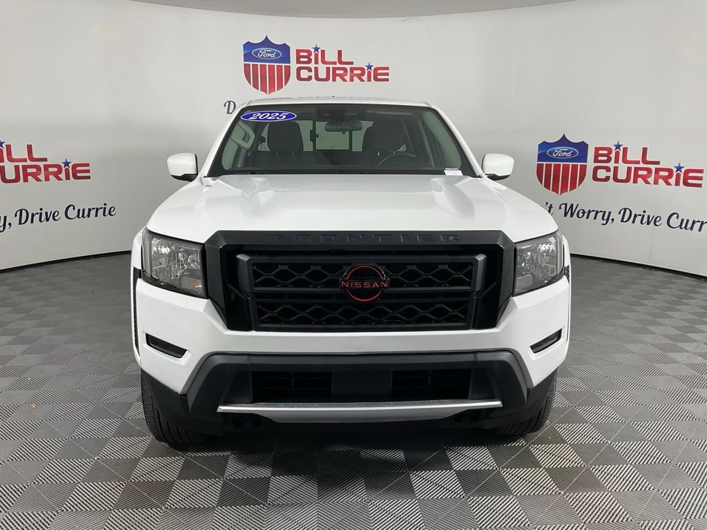 Used 2025 Nissan Frontier SV RWD image 8