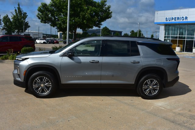 New 2026 Chevrolet Traverse LT w/ LPO, Floor Liner Package FWD image 9