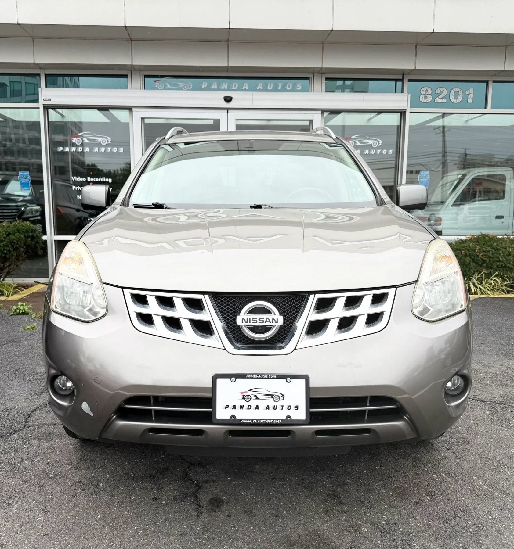 Used 2012 Nissan Rogue SL AWD/4WD image 2
