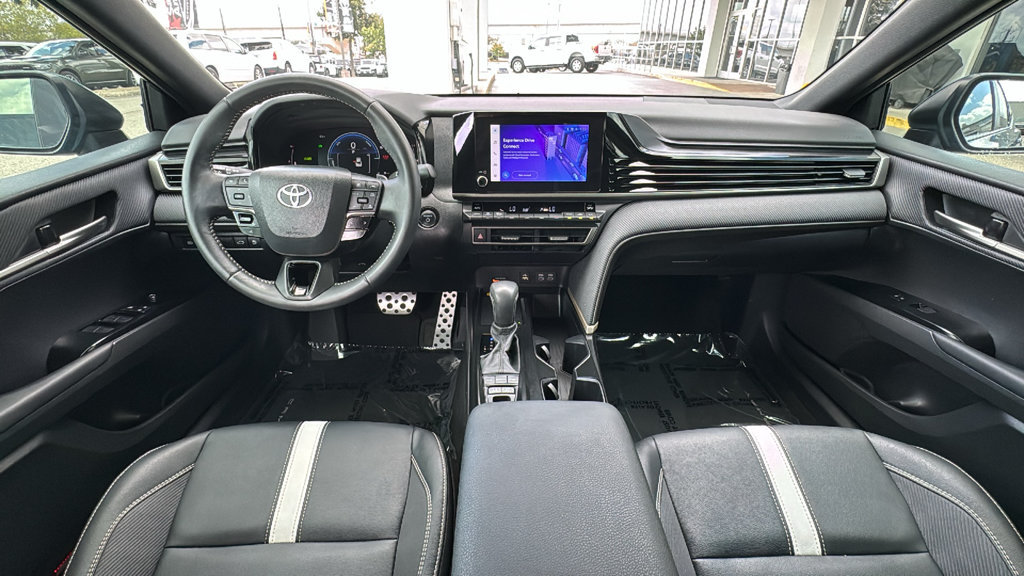 Used 2025 Toyota Camry SE w/ Convenience Package FWD image 26