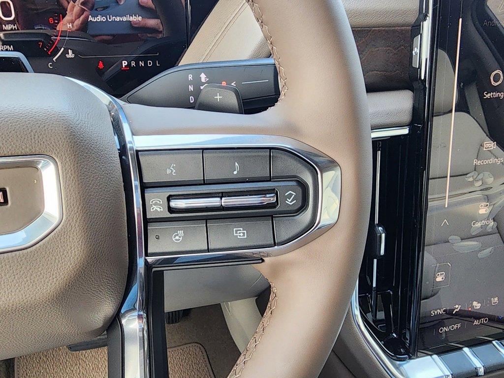 New 2026 GMC Yukon XL Denali w/ Denali Reserve Package image 22