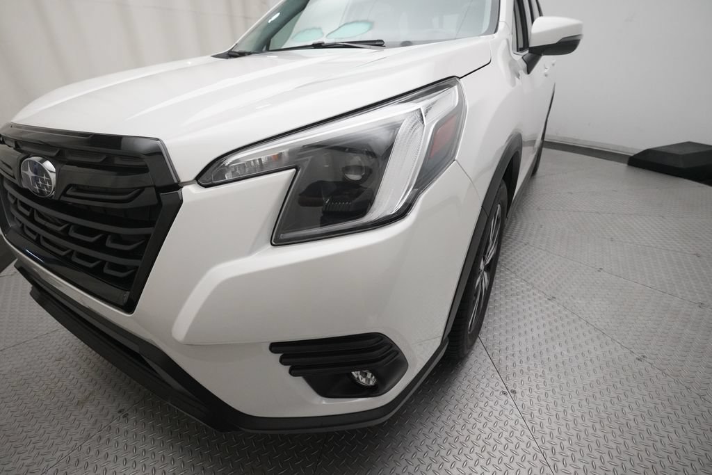 Used 2024 Subaru Forester Limited AWD/4WD image 23