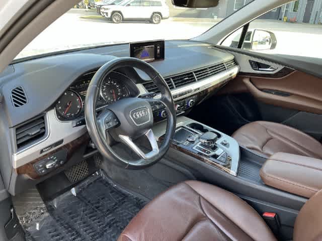 Used 2019 Audi Q7 2.0T Premium w/ Convenience Package AWD/4WD image 11