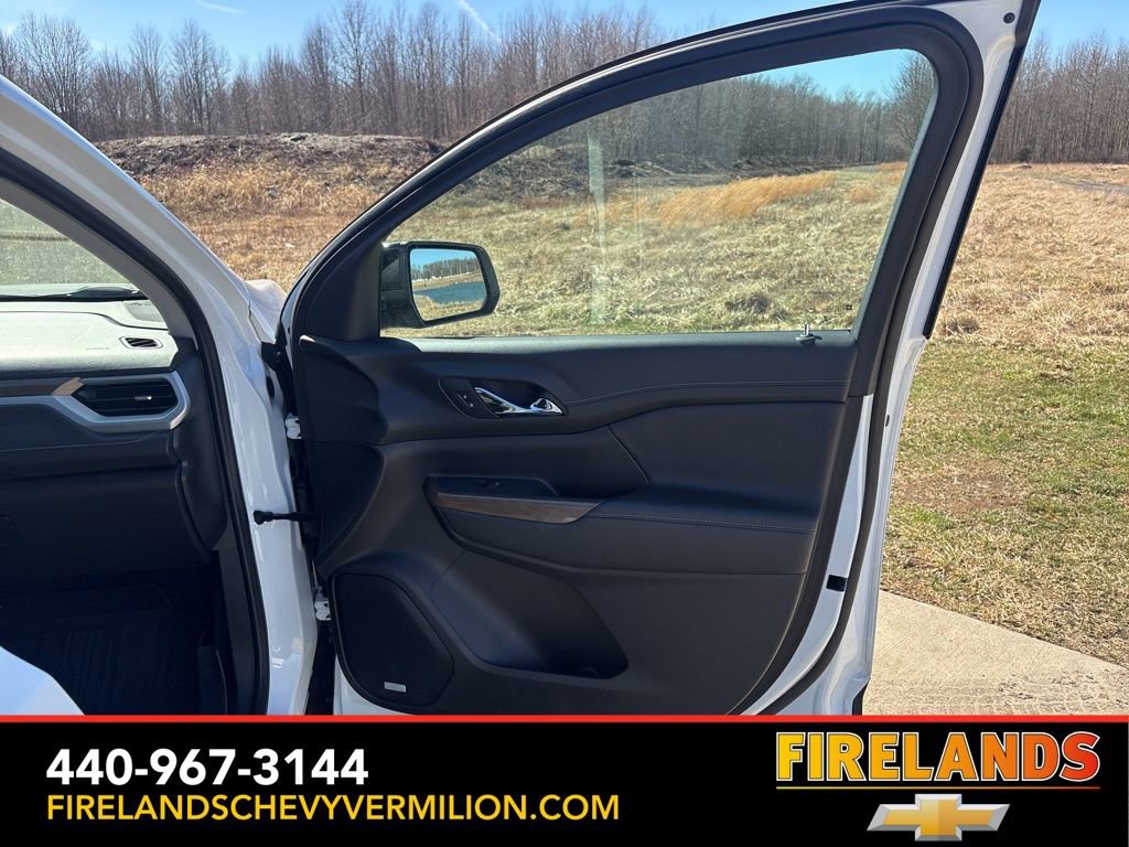 Certified 2023 GMC Acadia SLE w/ Driver Convenience Package image 28