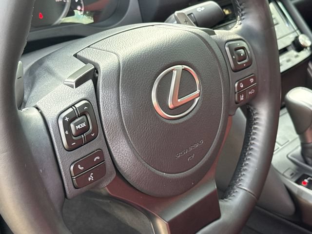 Used 2025 Lexus IS 350 F Sport RWD image 29