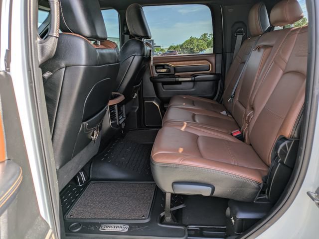 Used 2022 RAM 3500 Limited AWD/4WD image 11