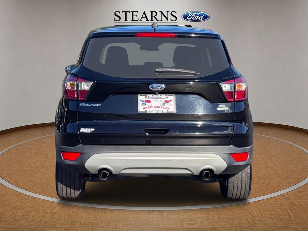 Used 2017 Ford Escape SE w/ SE Cold Weather Package FWD image 16