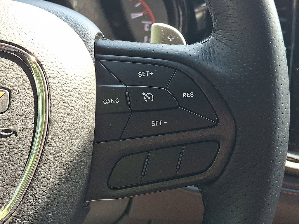 Used 2025 Dodge Durango GT AWD/4WD image 18