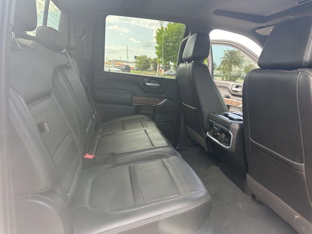 Used 2021 GMC Sierra 2500 Denali w/ Denali Black Diamond Edition AWD/4WD image 11