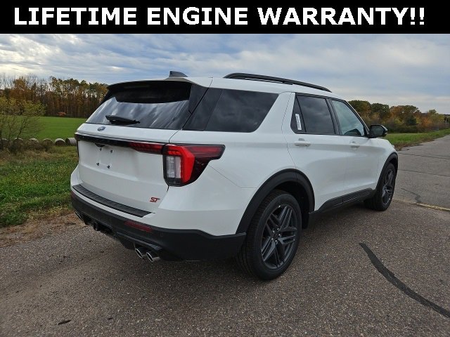 New 2025 Ford Explorer ST image 8