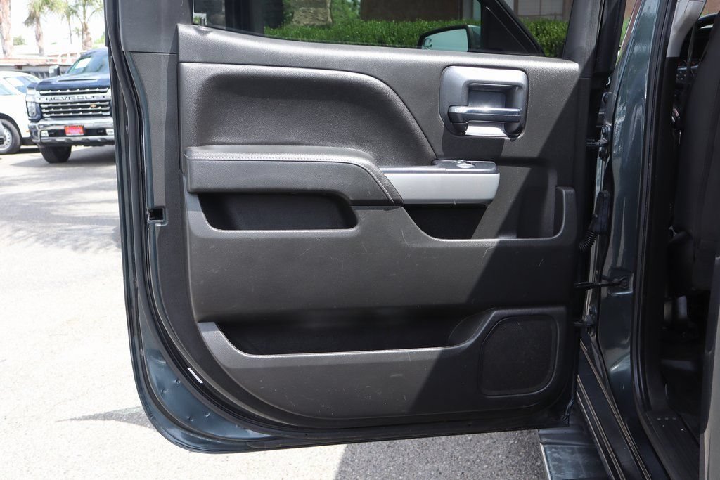 Used 2018 Chevrolet Silverado 1500 LT w/ All Star Edition AWD/4WD image 30