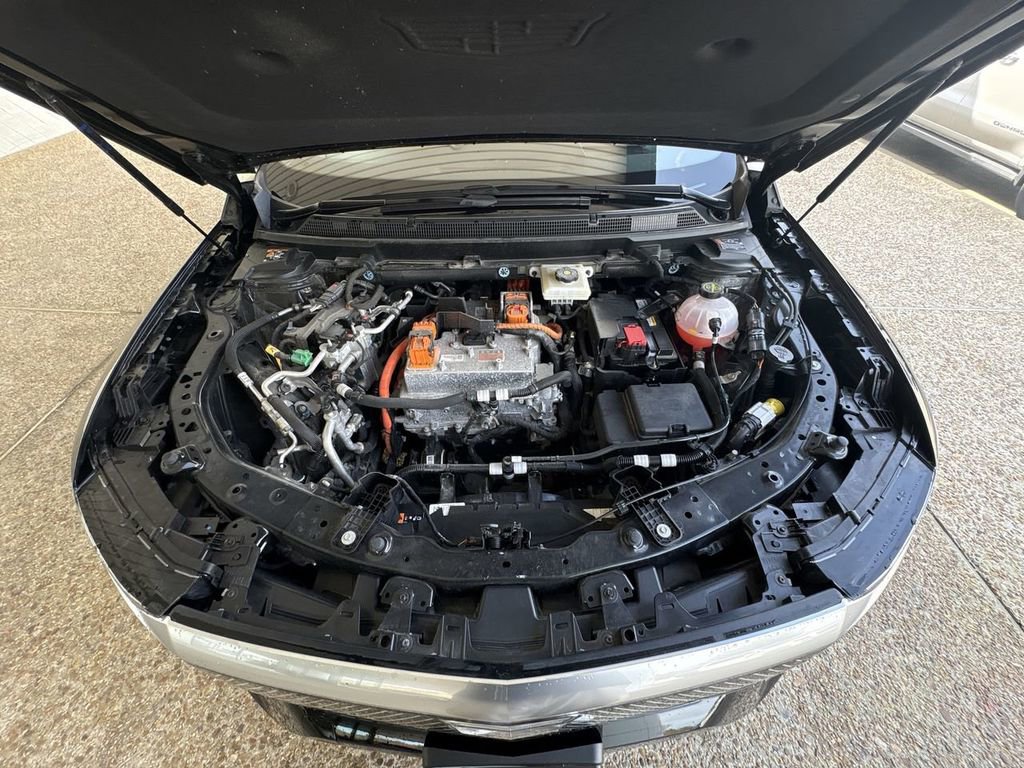 Certified 2025 Cadillac Optiq Luxury 2 w/ LPO, Floor Liner Package image 30