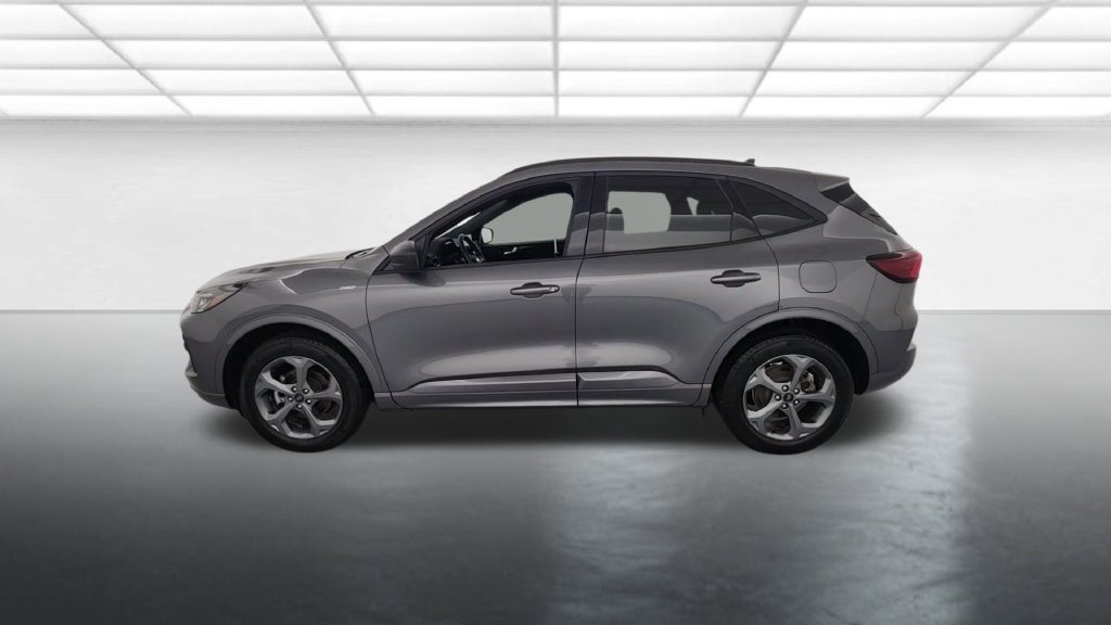 Used 2024 Ford Escape ST-Line w/ Tech Pack #1 AWD/4WD image 4