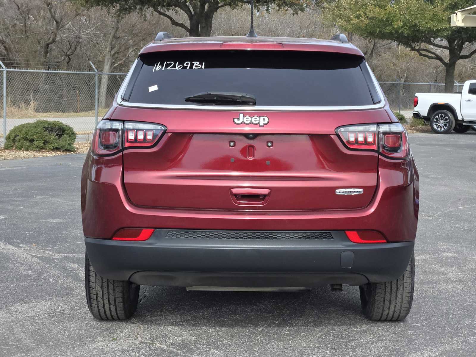 Used 2022 Jeep Compass Latitude image 6