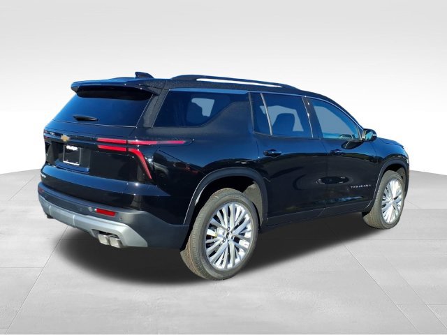 New 2027 Chevrolet Traverse LT w/ LPO, Floor Liner Package FWD image 3