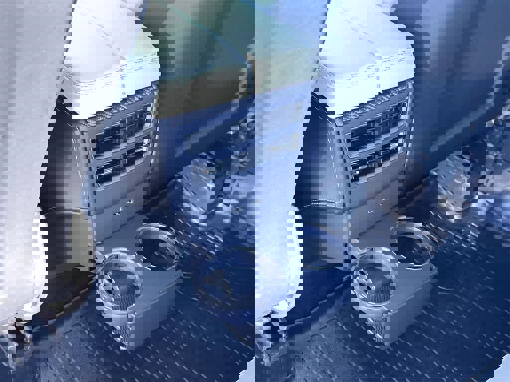 Used 2021 Tesla Model X Performance image 43