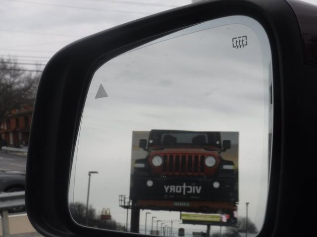 Used 2022 Dodge Durango GT image 34