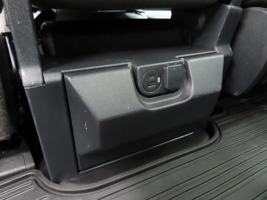 Used 2023 Ford F150 XLT w/ Trailer Tow Package image 15