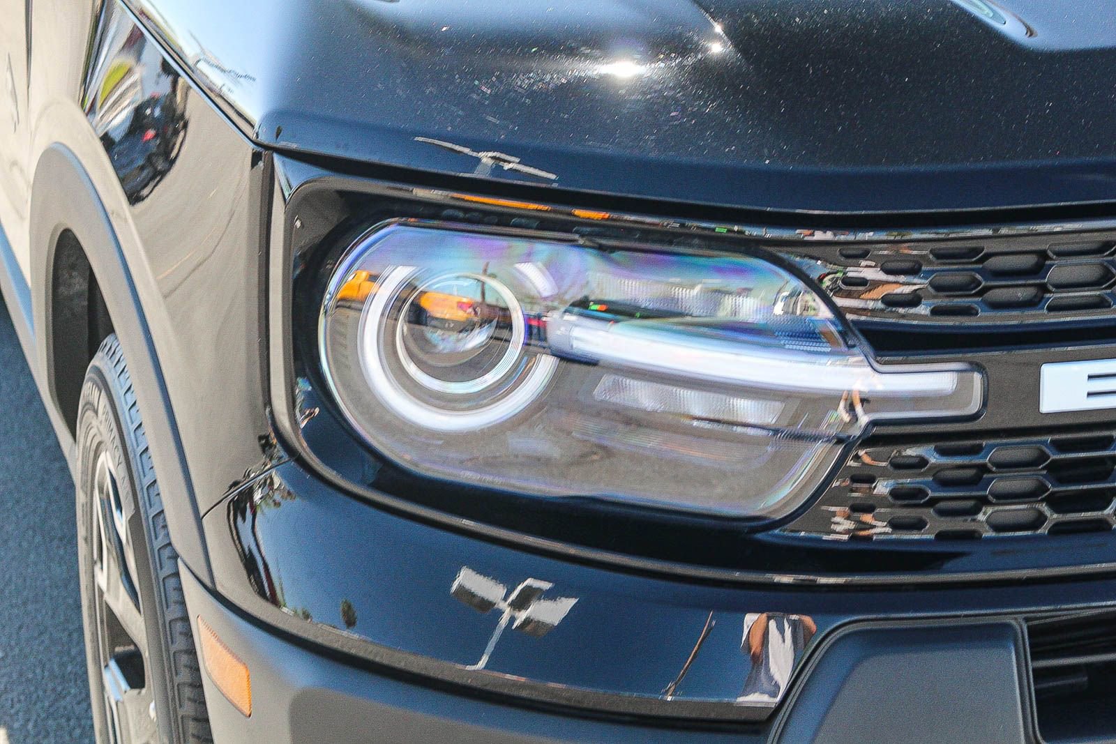 Certified 2025 Ford Bronco Sport Outer Banks w/ Outer Banks Tech Package+ AWD/4WD image 4