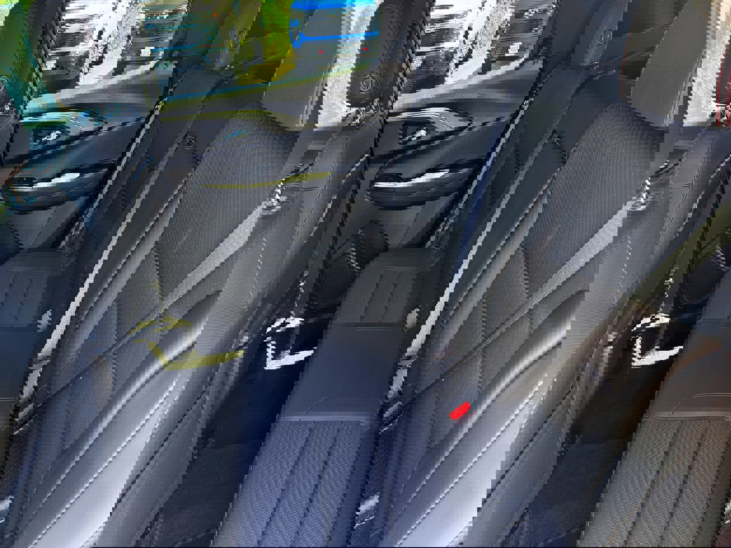 Used 2021 Chevrolet TrailBlazer RS w/ Sun and Liftgate Package AWD/4WD image 11