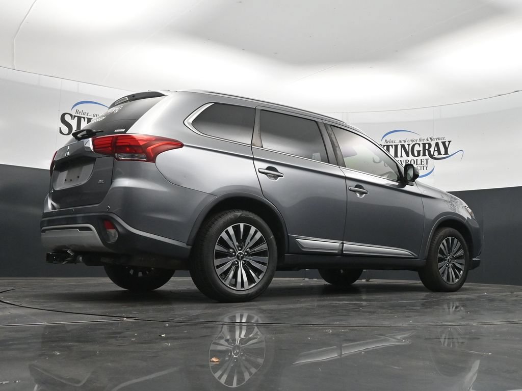 Used 2020 Mitsubishi Outlander SEL AWD/4WD image 32
