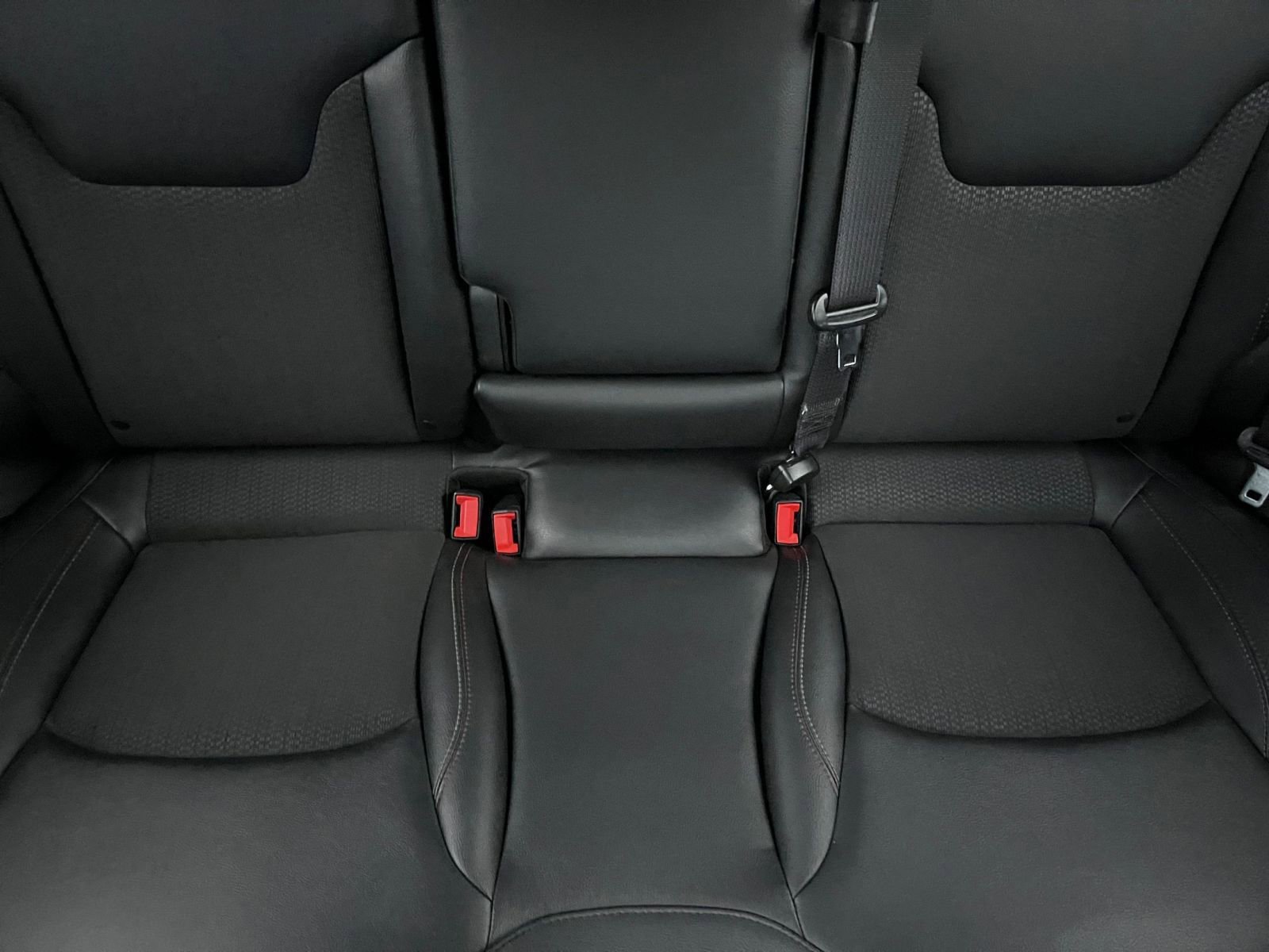 Used 2025 Jeep Compass Trailhawk image 37