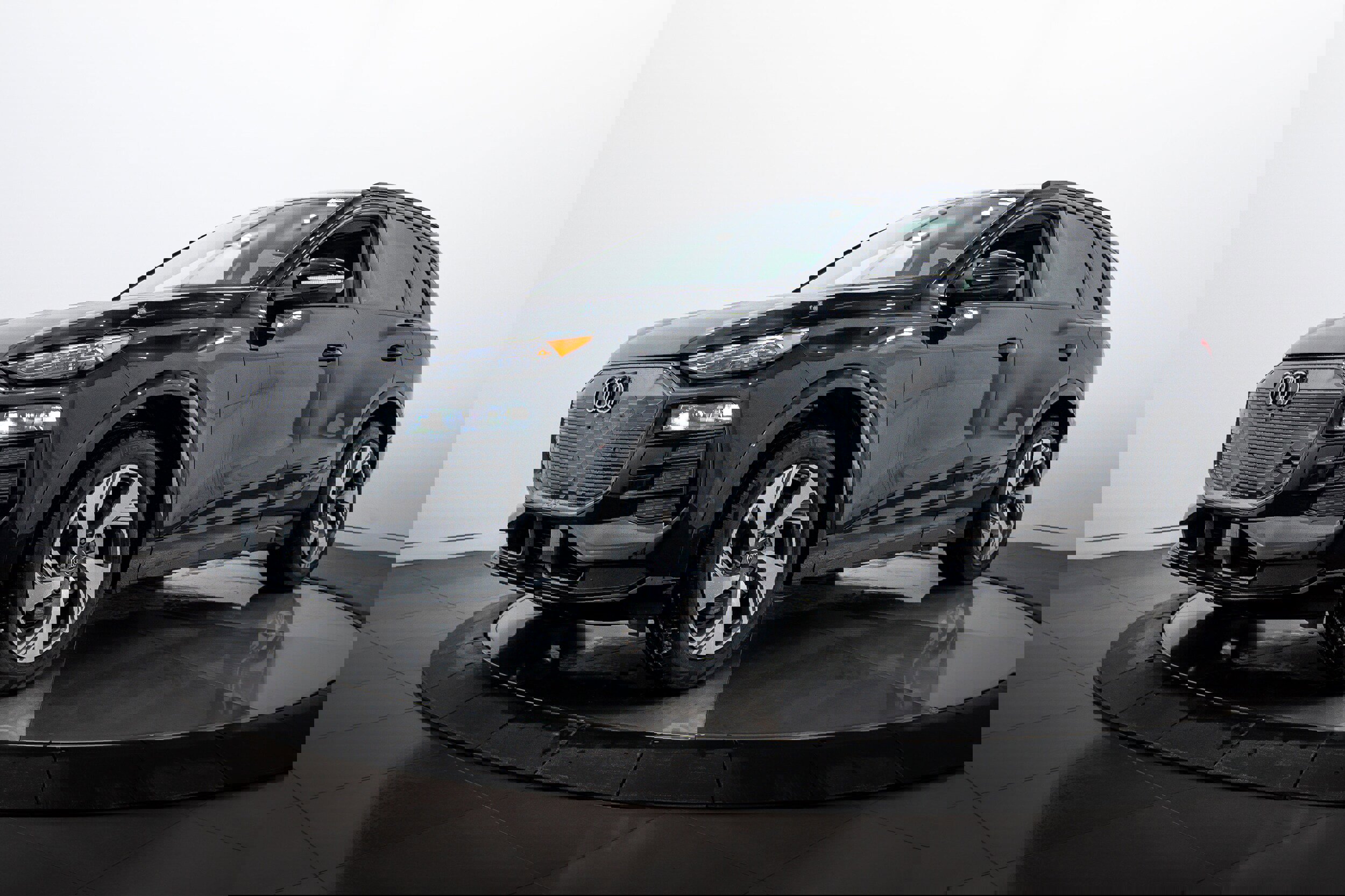 New 2025 Audi Q6 e-tron Premium Plus image 6