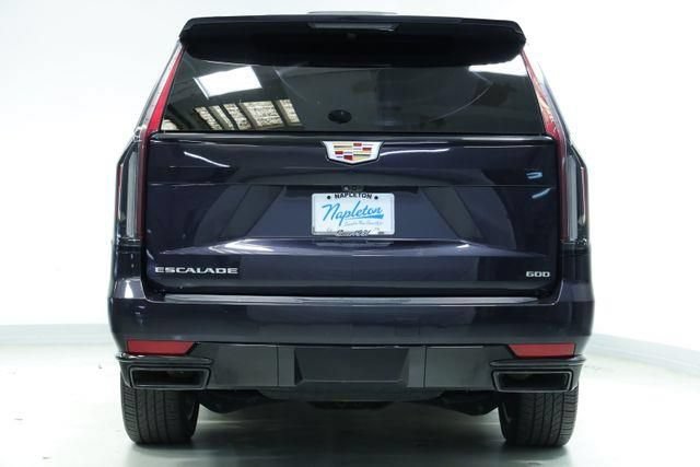 Used 2022 Cadillac Escalade ESV Sport Platinum AWD/4WD image 6