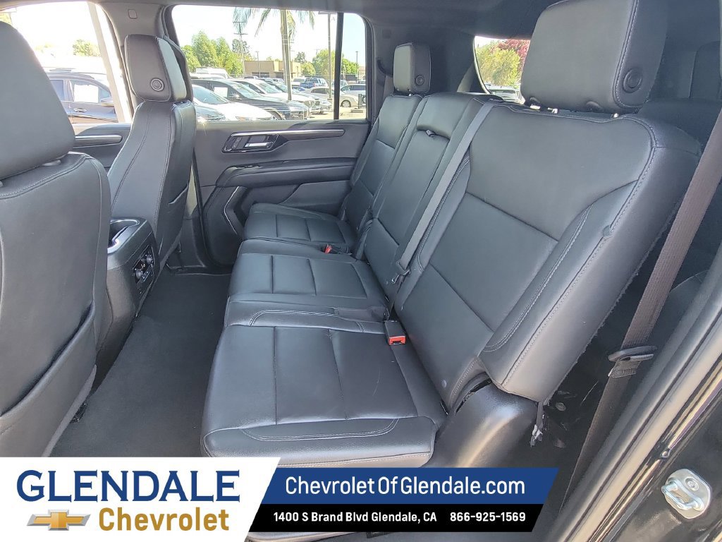 Certified 2025 Chevrolet Suburban LT AWD/4WD image 21