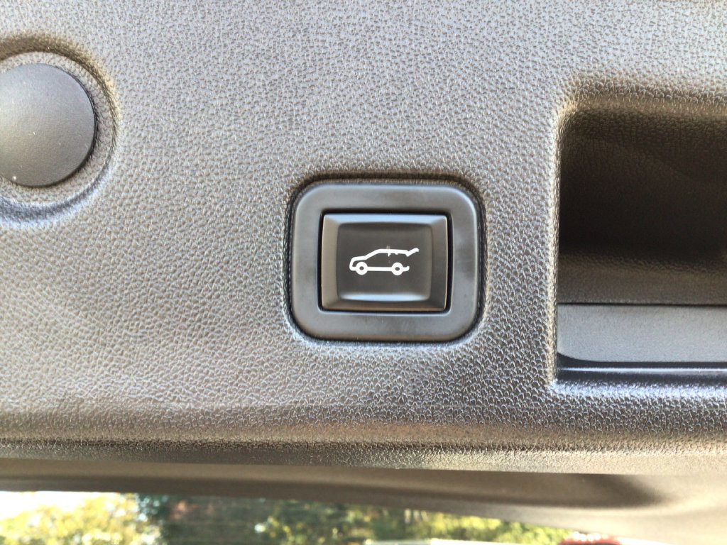 Used 2020 Chevrolet Equinox Premier AWD/4WD image 46