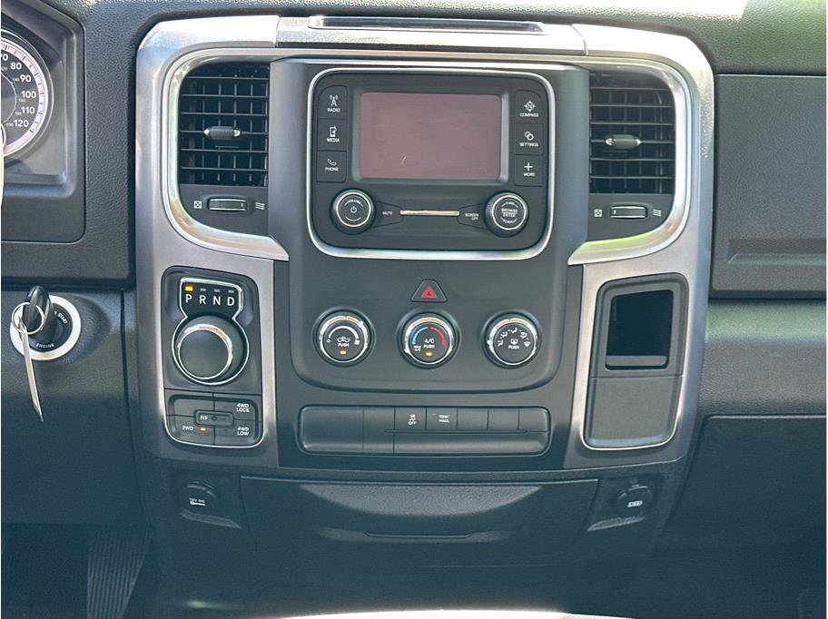 Used 2022 RAM 1500 Classic SLT image 17