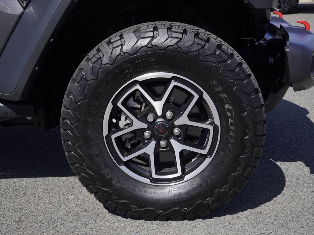 Certified 2024 Jeep Wrangler Unlimited Rubicon w/ Technology Group image 10