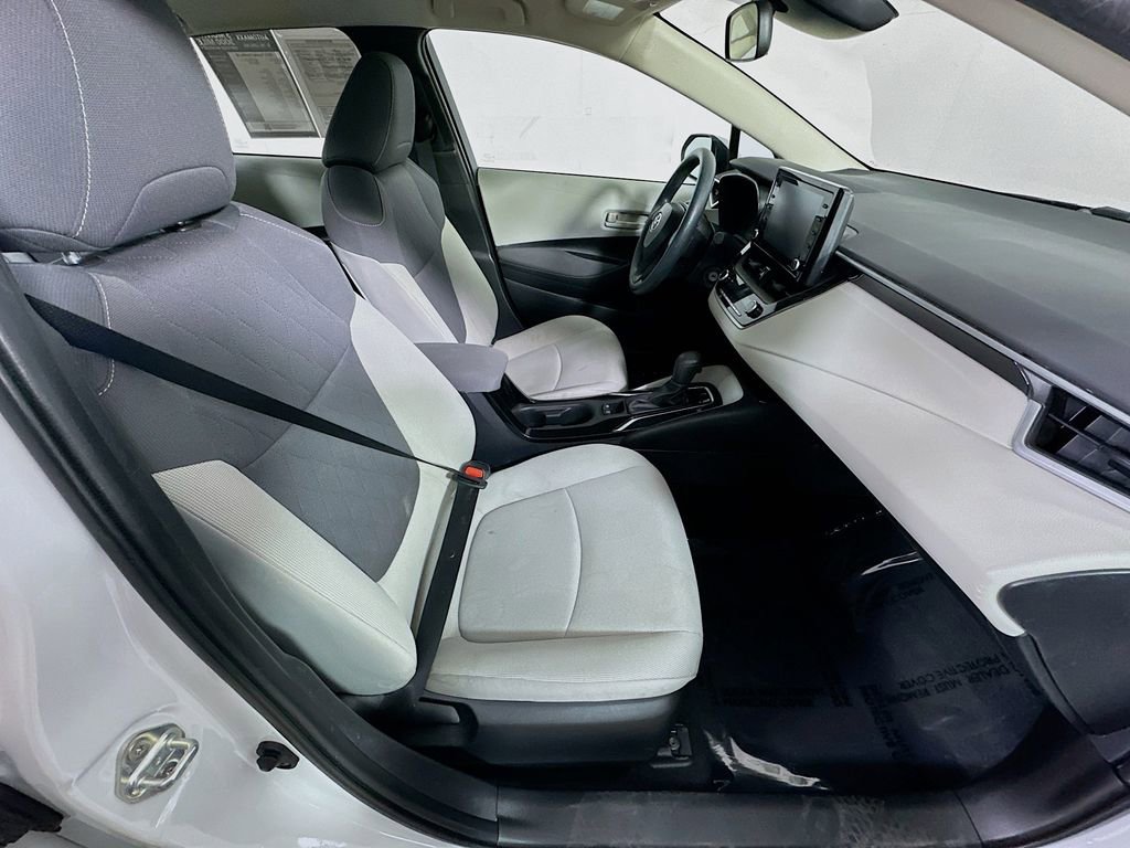 Used 2022 Toyota Corolla LE FWD image 10