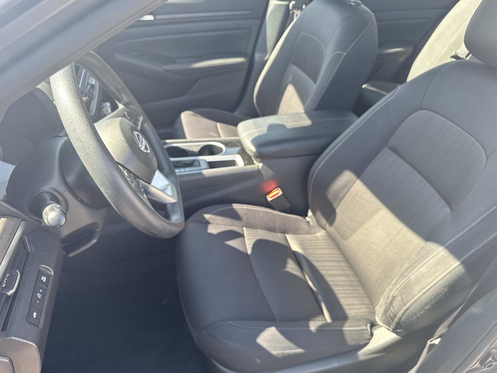 Used 2024 Nissan Altima 2.5 SV image 18