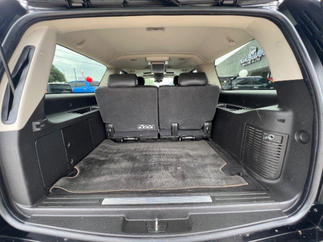 Used 2014 Cadillac Escalade ESV Luxury RWD image 31
