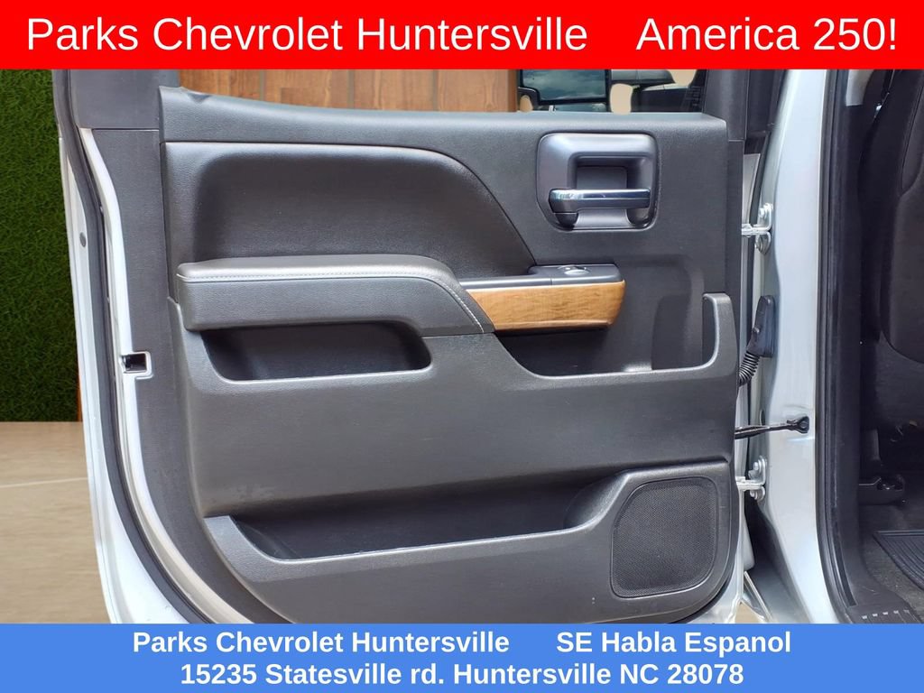 Used 2015 Chevrolet Silverado 1500 LTZ w/ LTZ Plus Package AWD/4WD image 25