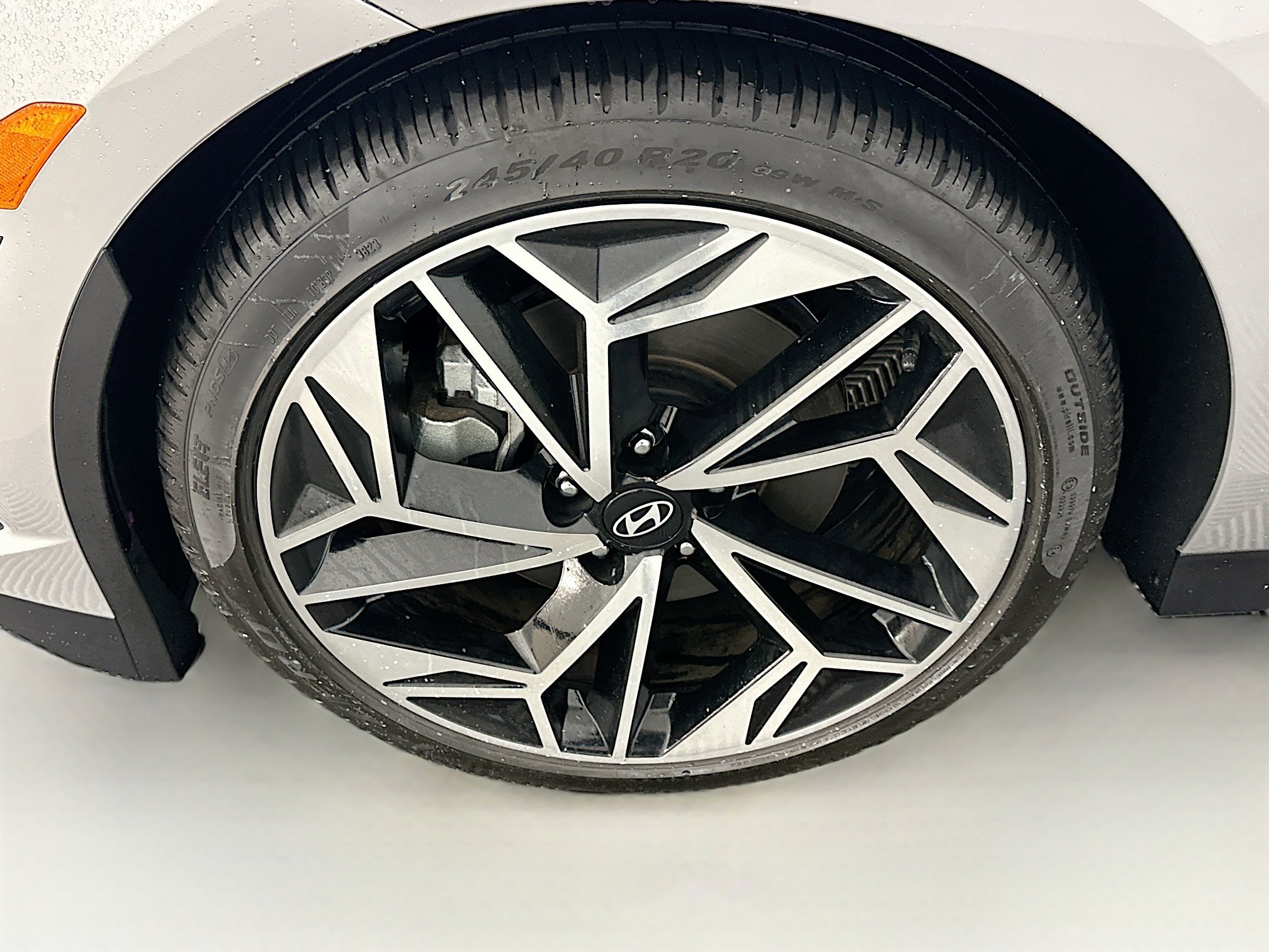 Used 2024 Hyundai Ioniq 6 SEL AWD/4WD image 11