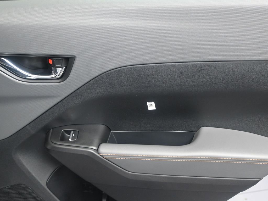 Used 2025 Subaru Crosstrek 2.5i Limited w/ Crosstrek Mirror Package image 14