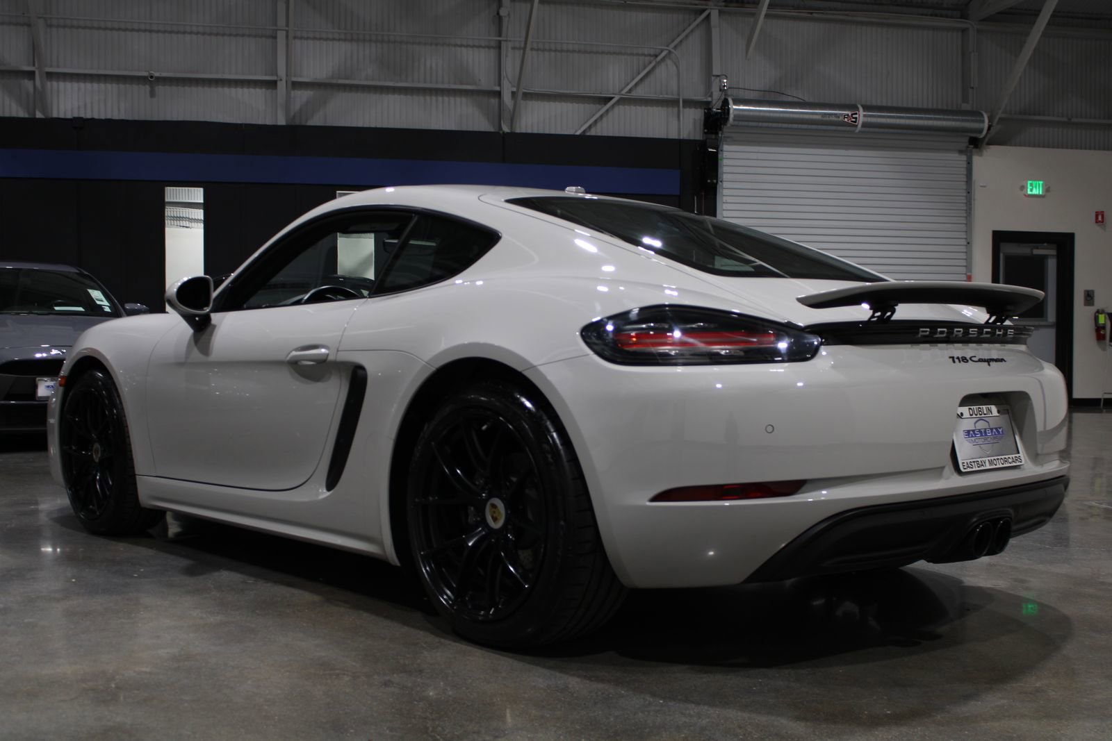 Used 2019 Porsche 718 Cayman image 11