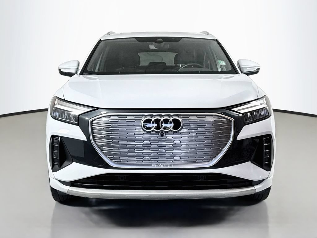 Used 2023 Audi Q4 e-tron Premium Plus RWD image 2