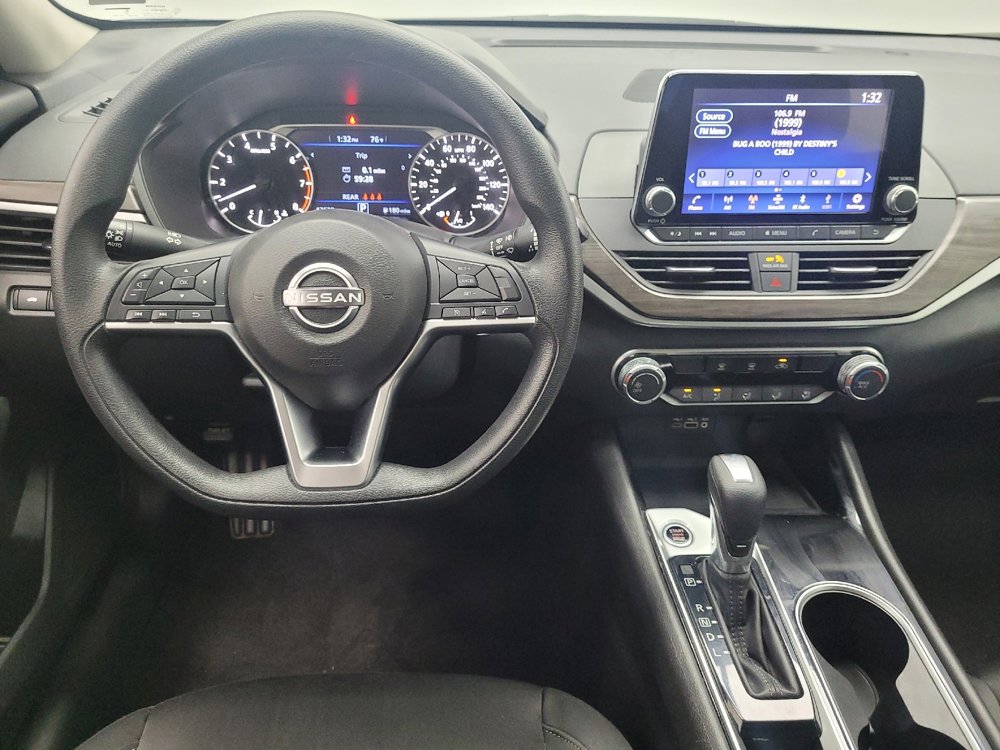 Used 2024 Nissan Altima 2.5 SV image 22